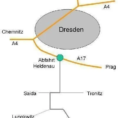 Im Sanierten Fachwerkhof Mit Terrasse Und Pool Nah An Dresden
