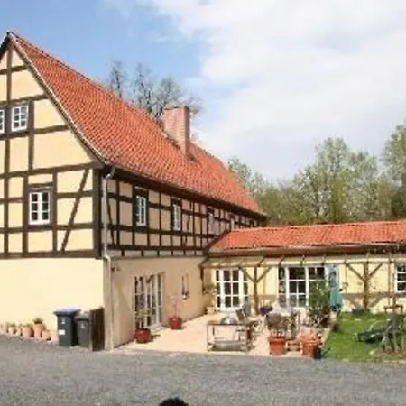 Im Sanierten Fachwerkhof Mit Terrasse Und Pool Nah An Dresden Apartment *