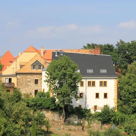 Im Sanierten Fachwerkhof Mit Terrasse Und Pool Nah An Dresden Apartment